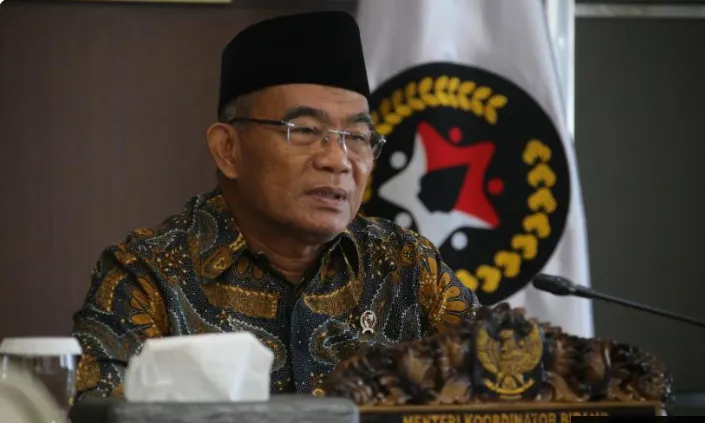 Menteri Koordinator Bidang Pembangunan Manusia dan Kebudayaan (Menko PMK), Muhadjir Effendy resmi umumkan perubahan cuti bersama 2023.