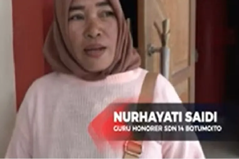 Nurhayati Saidi, guru honorer yang menjual ginjalnya di media sosial