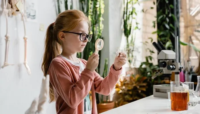 Perhatikan! 5 Sifat Ini Cuma Dimiliki oleh Orang Jenius, Apa Kamu Salah Satunya?