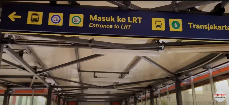 Potret LRT Transjakarta 