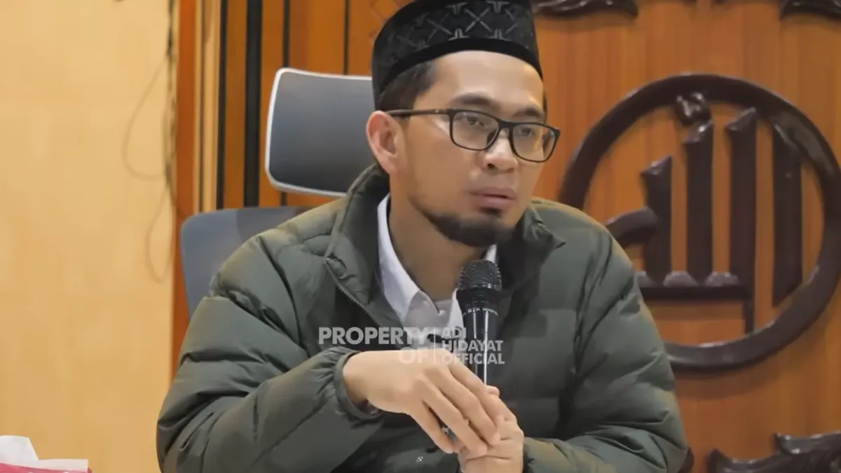 Simpel! Ini 2 Pilihan Doa Buka Puasa, Kamu Baca yang Mana? Ustaz Adi Hidayat Anjurkan Begini..