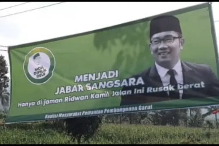 Warga Garut Pasang Spanduk: Menjadi Jabar Sengsara