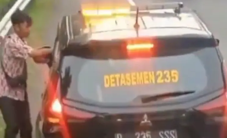 Viral Video Dugaan Pungli di Jalan Tol oleh Mobil 'Detasemen 235'