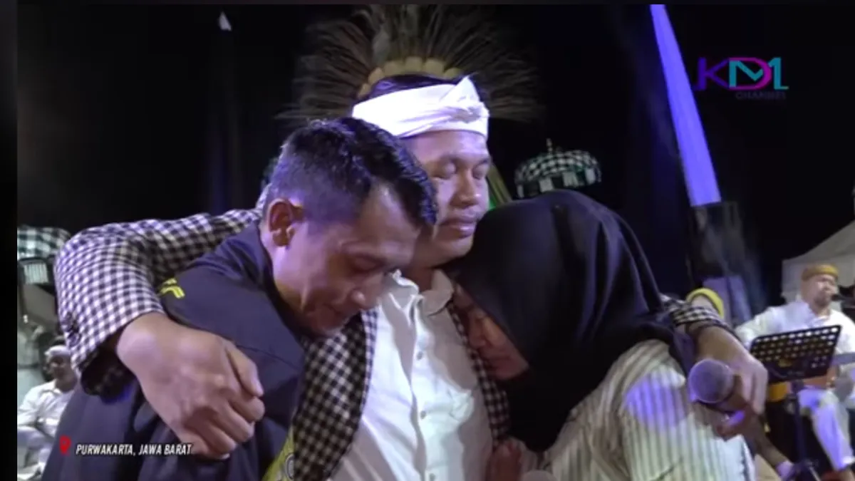 Dedi Mulyadi Nangis Tahu Perjuangan Guru Honorer SD