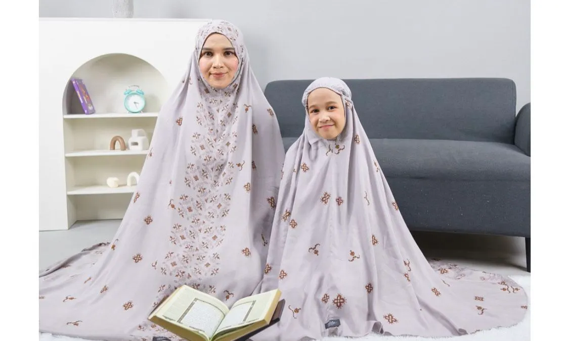 Illustrasi. Mukena untuk Lebaran 2023
