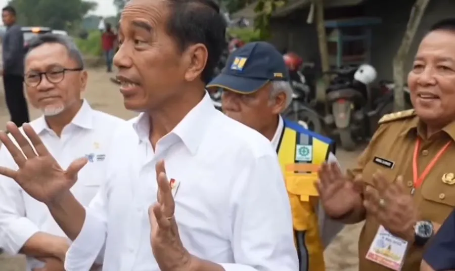 Menteri Perdagangan Zulkifli Hasan, Presiden Jokowi, Menteri PUPR dan Gubernur Lampung