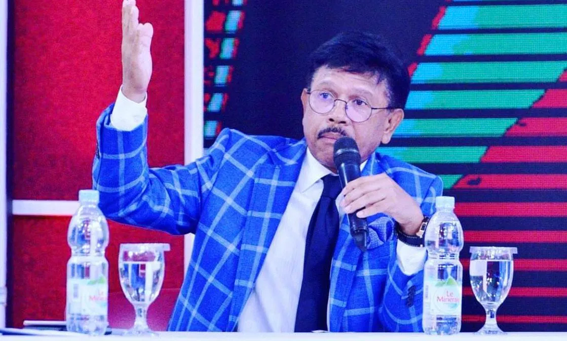 Johnny G Plate Tersangka Korupsi