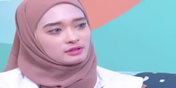 Inara Rusli Bercerita tentang Kemantapan Hatinya Bercerai