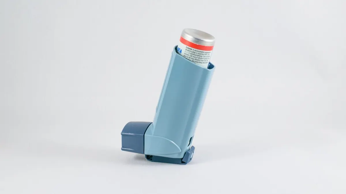 ilustrasi inhaler