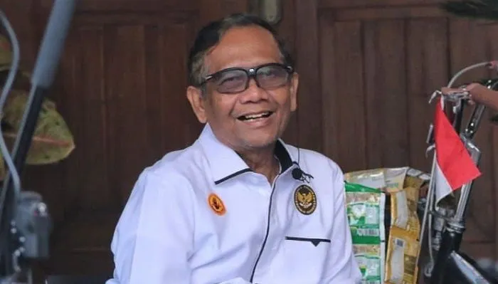 Menko Polhukam) Mahfud MD mengatakan bahwa pemerintah akan menyelamatkan Ponpes Al-Zaytun dari ajaran yang tidak sesuai.