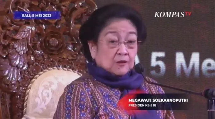 Megawati Soekarnoputri Curhat Soal Polisi
