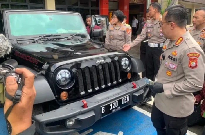 Mobil Rubicon milik Mario Dandy Satriyo ternyata memakai pelat palsu.