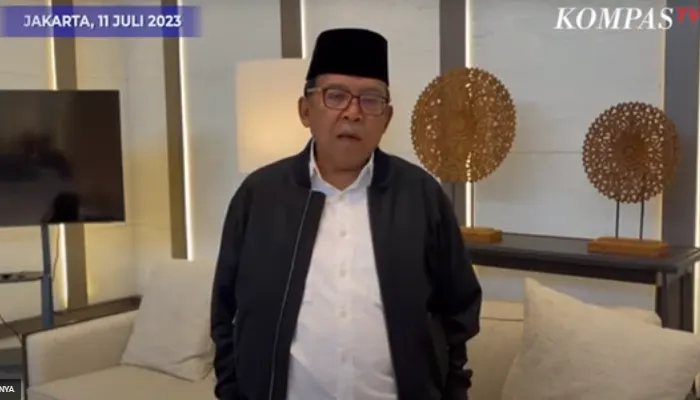 Majelis Ulama Indonesia (MUI) mempersilakan pimpinan Pondok Pesantren Al Zaytun, Panji Gumilang untuk menggugat MUI KH Anwar Abbas.