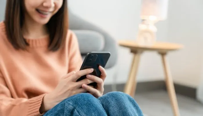 ilustrasi. Membaca kepribadian atau karakter seseorang bisa melalui tulisan tangan, cara berbicara, hingga cara dia chatingan atau kirim chat pesan.