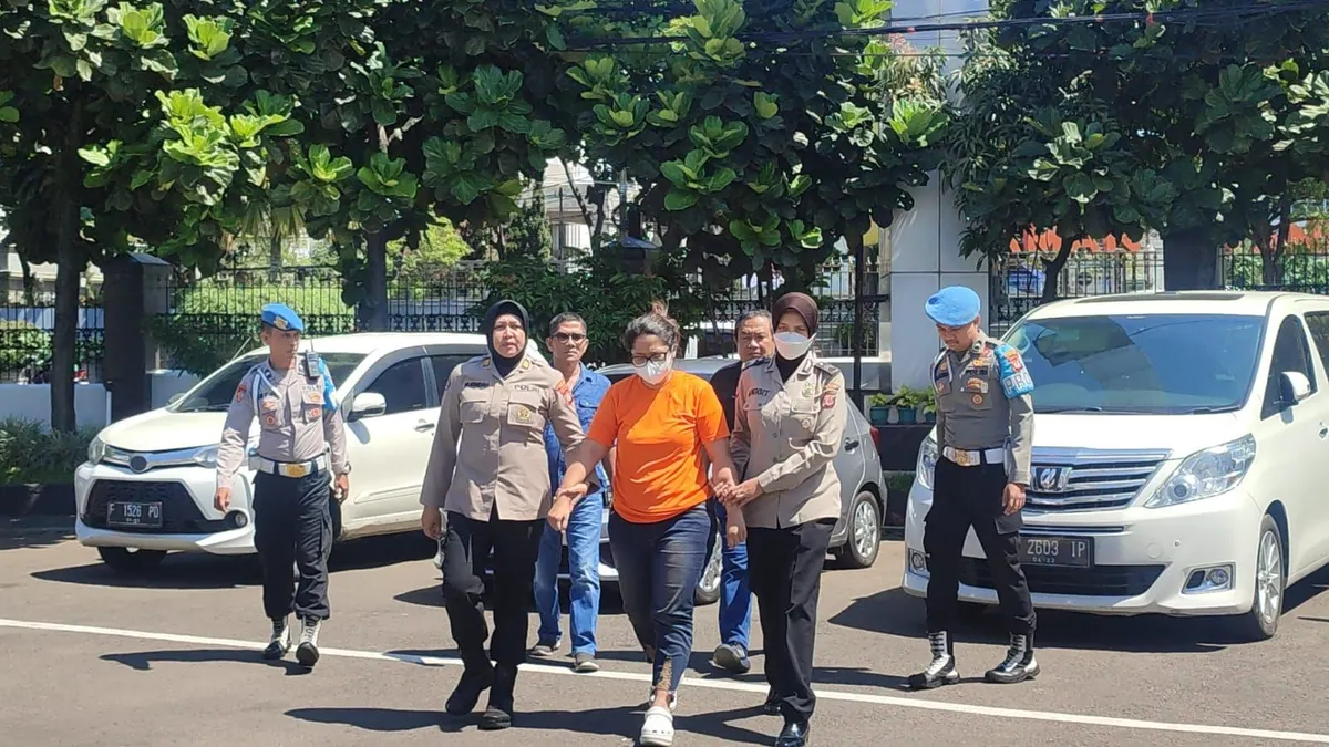 Kasus batalnya study tour 350 siswa SMAN 21 Bandung ke Yogyakarta viral di media sosial usai uang senilai Rp400 juta diduga dibawa kabur oknum pihak travel.