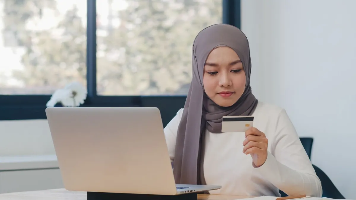 Ilustrasi pembiayaan kendaraan bank syariah.