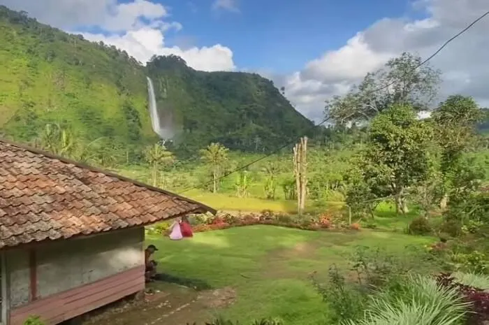 Pekarangan Rumah Abah Jajang