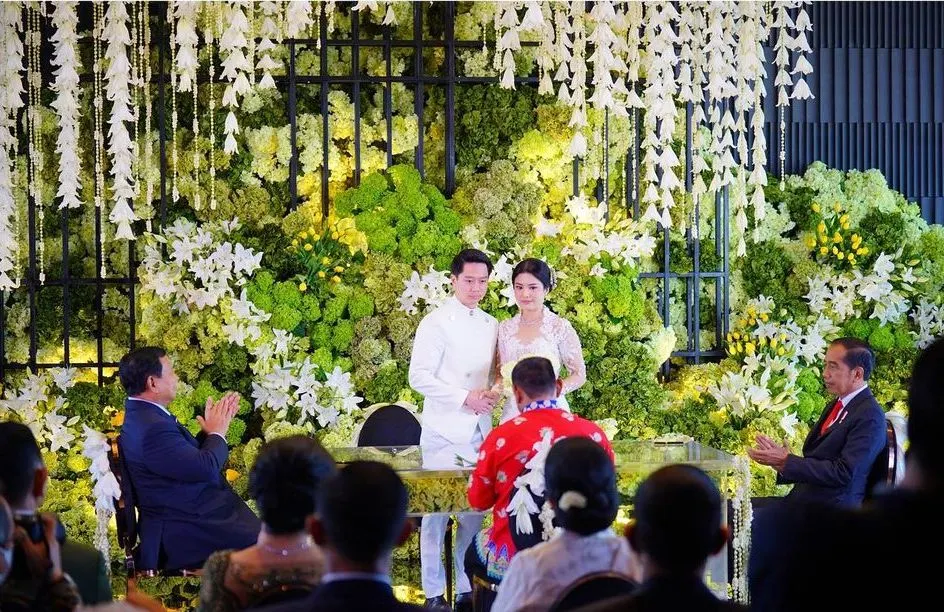Prabowo Subianto memberikan doa kepada Kevin Sanjaya dan Valencia Tanoesoedibjo dan mengungkapkan kehadirannya sebagai saksi bersama Jokowi.
