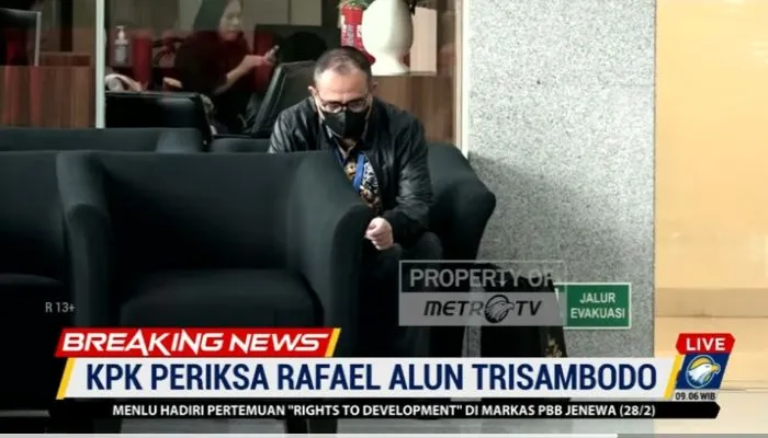 Rafael ALun Trisambodo Ketika DIperiksa KPK