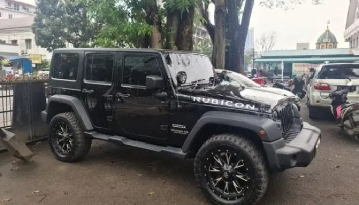  Hakim PN Medan Terciduk Bawa Mobil Rubicon
