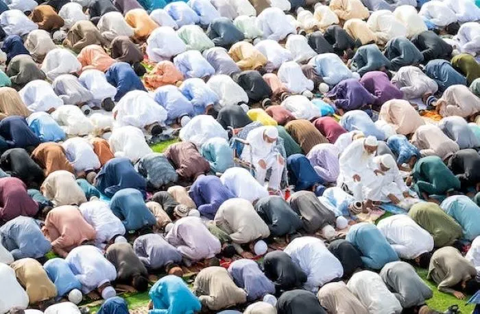 Ilustrasi Salat Idul Fitri