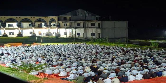 Salat Tarawih di Bulan Ramadan