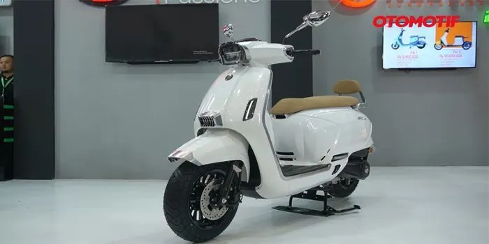 Skuter Matic 150 CC, MBP SC150RE Hadir dengan Gaya Retro Menawan