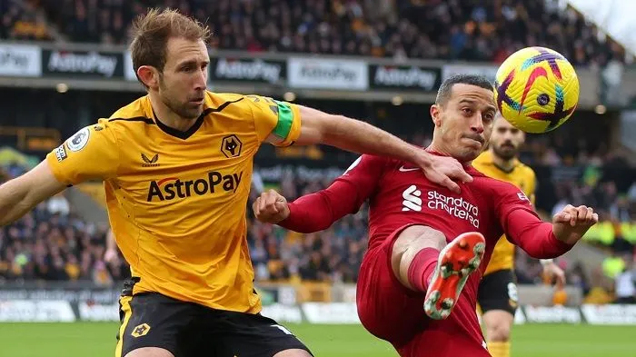 Liverpool akan kembali bertanding melawan Wolves yang sempat mengalahkan The Reds 3-0 di Molineux Stadium.
