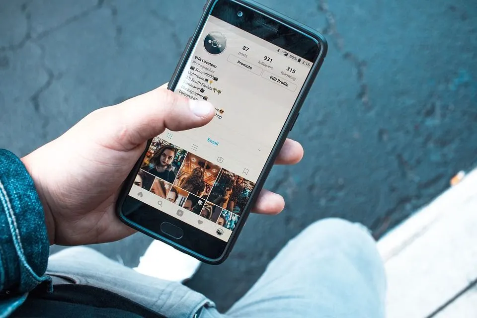 Ayojakarta akan memberikan kamu 7 tips ampuh untuk mengatasi masalah HP lemot, sehingga kamu dapat meningkatkan kinerja smartphone.