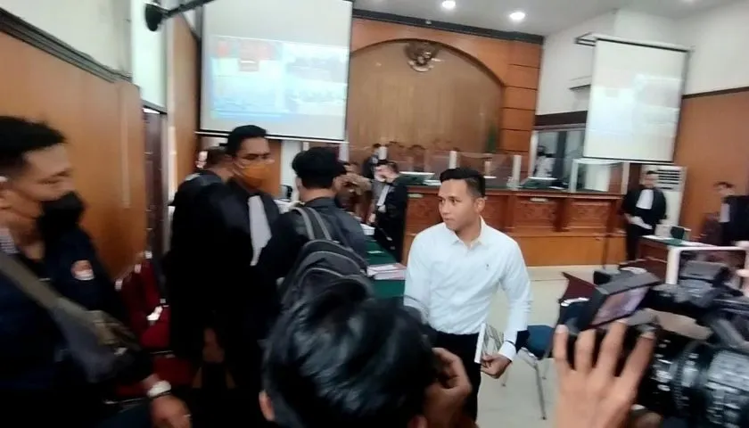 Richard Eliezer saat di ruang sidang
