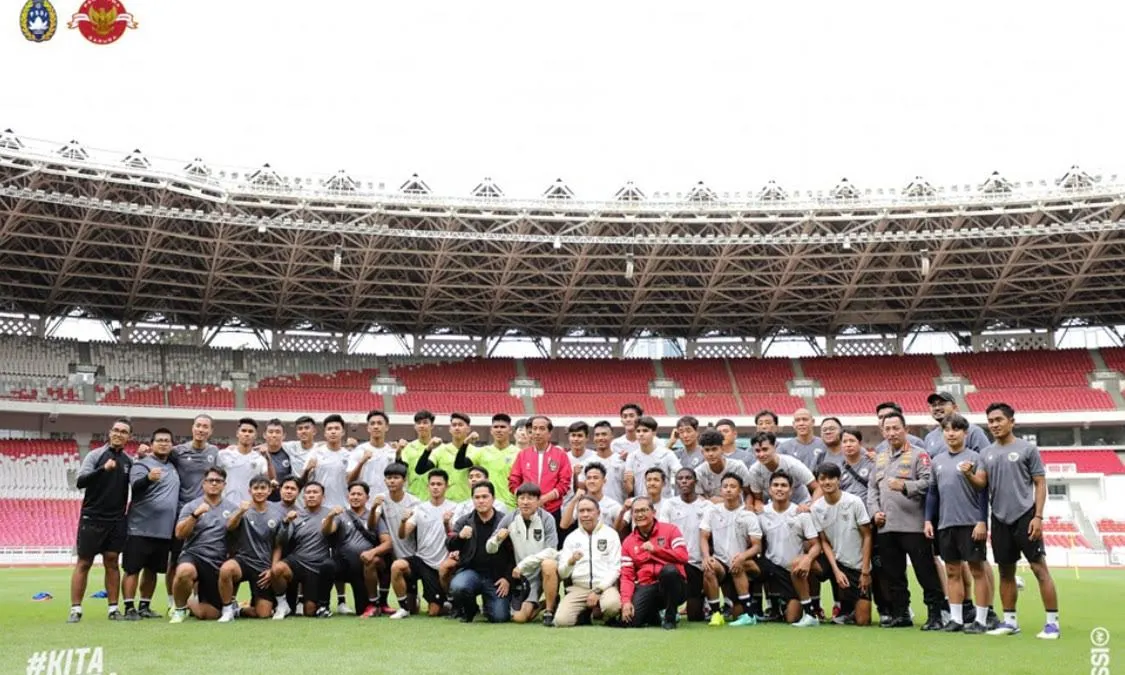 Timnas Indonesia bersama Jokowi dan Erick Thohir