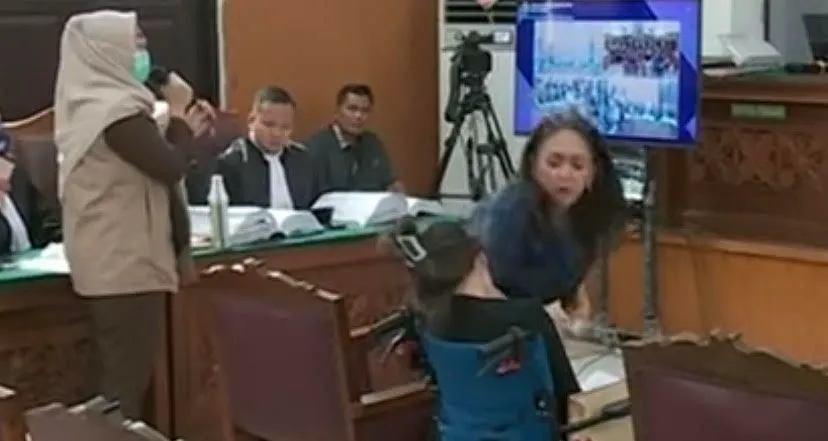 Anastasia Prasetya Amanda, mantan kekasih Mario Dandy saat di persidangan