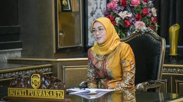 Anne Ratna Mustika