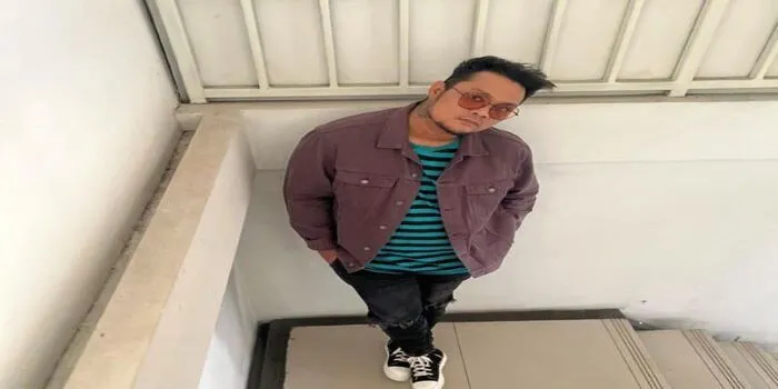 Penyanyi Virgoun Memutuskan Akan Menggugat Cerai Istrinya