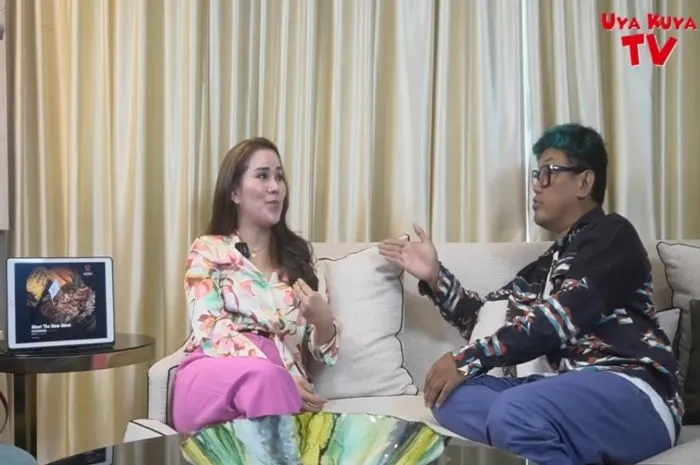 Isa Zega dan Uya Kuya saat di Youtube (Tangkapan Layar/Uya Kuya TV)