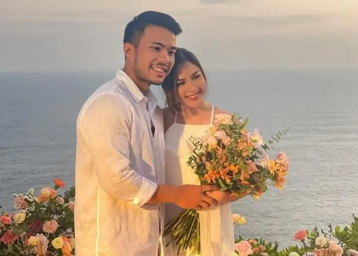 Jessica Mila Dilamar Yakup Hasibuan di Bali, Saking Romantisnya Bikin Baper Keluarga dan Sahabat
