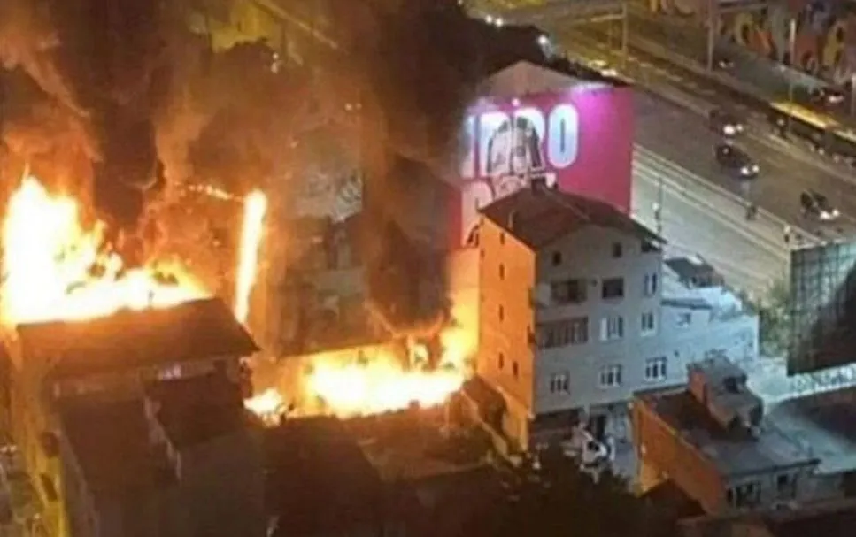 Korban ledakan bom di Istanbul, Turki mencapai enam orang, membuat kurang lebih 81 orang luka&ndash;luka, dan pelaku sudah ditemukan.