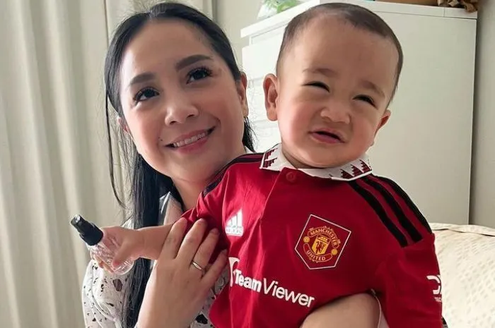 Anak Raffi Ahmad dan Nagita Slavina, Rayyanza Mejeng di Akun Resmi Manchester United (MU), Begini Potretnya