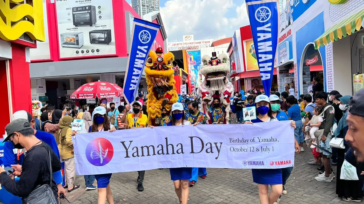 Yamaha DDS Jabodetabek memeriahkan Yamaha Day dengan menggelar City Ride dan Carnaval di Jakarta Fair Kemayoran.