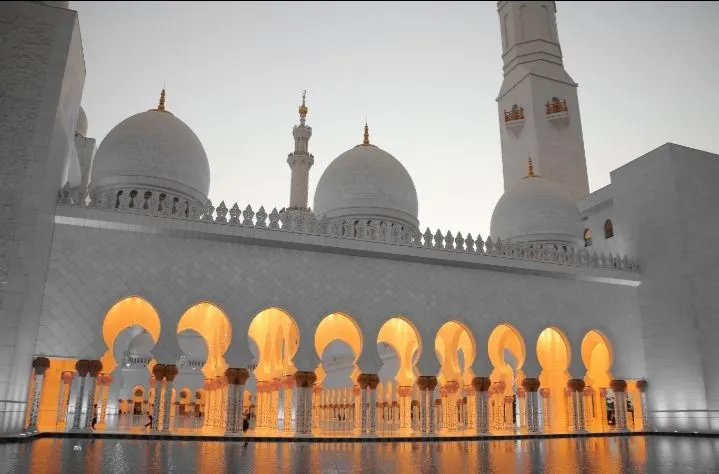 10 Amalan Sunah Sebelum Salat Jumat
