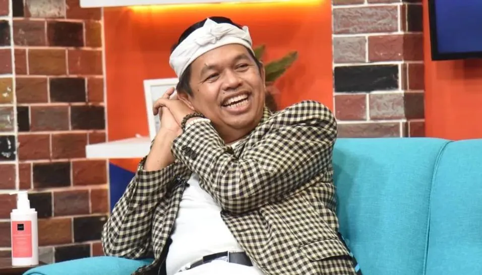 Diam-diam Dedi Mulyadi Datang ke Suatu Tempat dan Lakukan Hal Ini