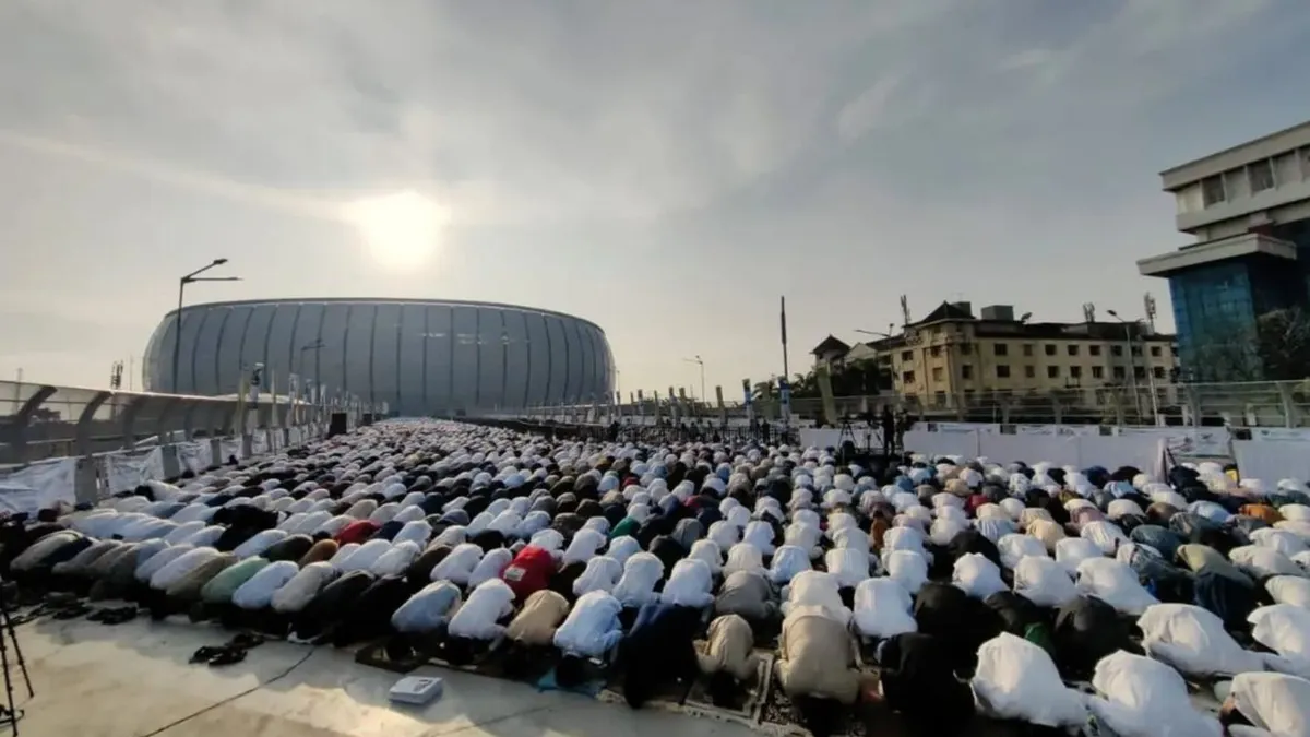 JIS jadi pusat ibadah Shalat Idul Adha bagi warga Jakarta, berikut panduan niat mandi dan shalat Idul Adha 1443 H.