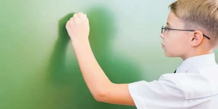 Ilustrasi anak kidal.