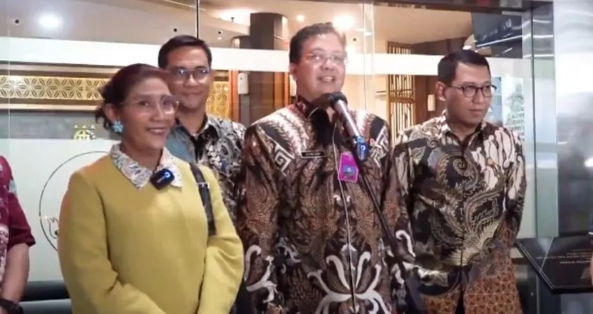 Mantan Menteri KKP Susi Pudjiastuti dipanggil Kejagung untuk dimintai keterangan terkait korupsi impor garam