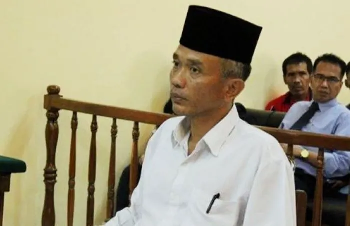 Bambang Tri cabut gugatan ijazah palsu Jokowi.