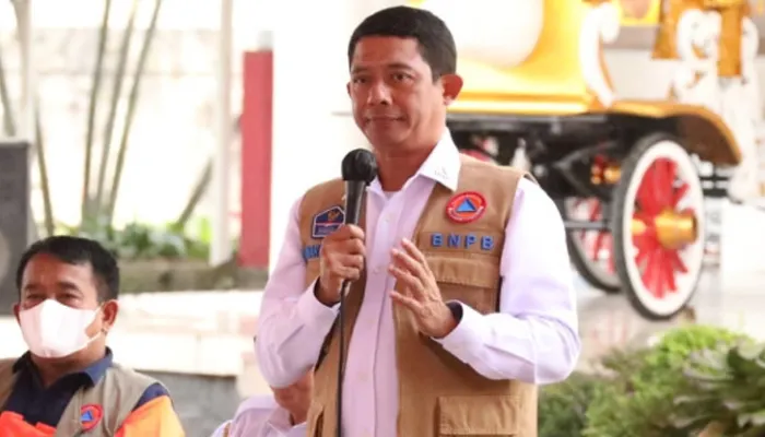 Kepala Badan Nasional Penanggulangan Bencana, Suharyanto saat konferensi pers di Cianjur.