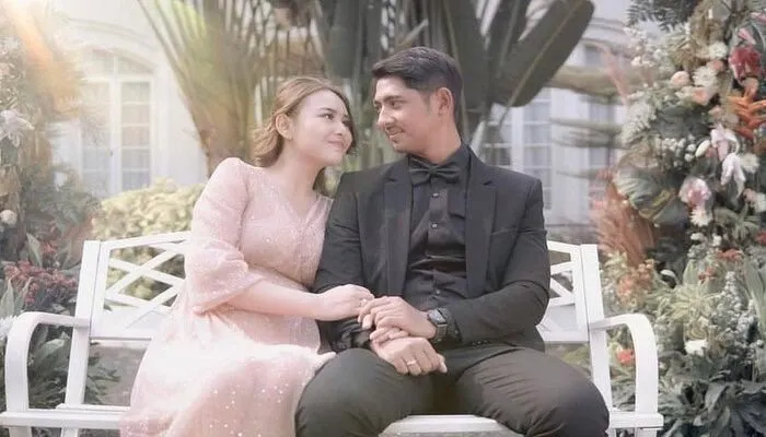 Kebersamaan Amanda Manopo (Andin) dan Arya Saloka (Aldebaran).