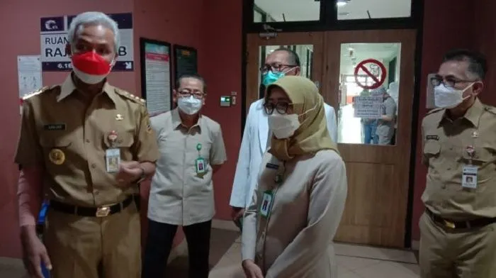 Gubernur Jawa Tengah Ganjar Pranowo dalam sebuah kegiatan bersama pejabat di Pemprov Jateng. Ganjar baru saja mendatangi warga Wadas, Bener, Purworejo. 