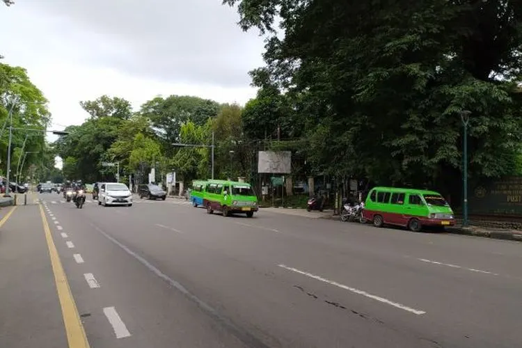 Kondisi terkini arus lalulintas di seputaran Sistem Satu Arah (SSA) atau Kebun Raya Bogo/ Yogi Faisal
