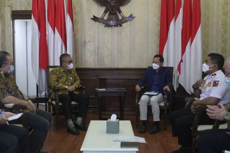 Pemerintah Kota (Pemkot) Bogor bersama PT KAI dan PT Iroda saat membahas wacan trem Kota Bogor